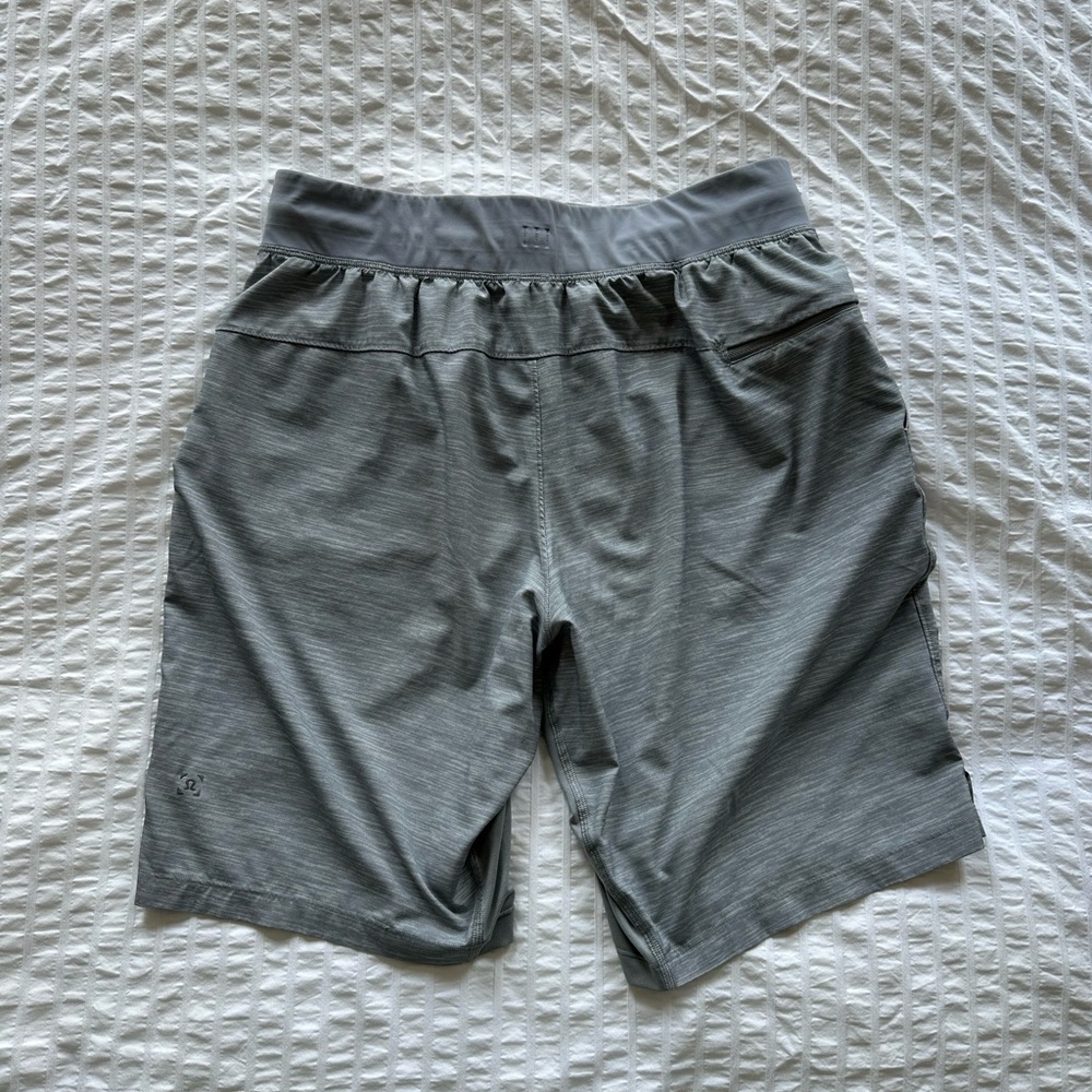Lululemon THE 9in linerless shorts
